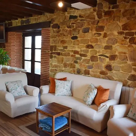 Riveros De Jeromo Chalet Selaya