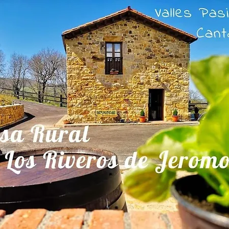 Riveros De Jeromo Chalet *