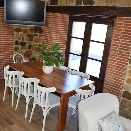 Riveros De Jeromo Alpesi faház *