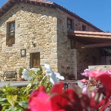Riveros De Jeromo Chalet *