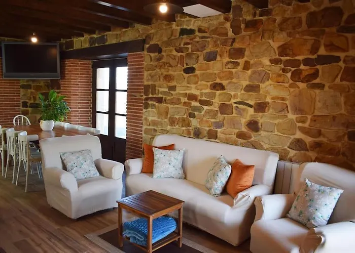 Riveros De Jeromo Chalet Selaya